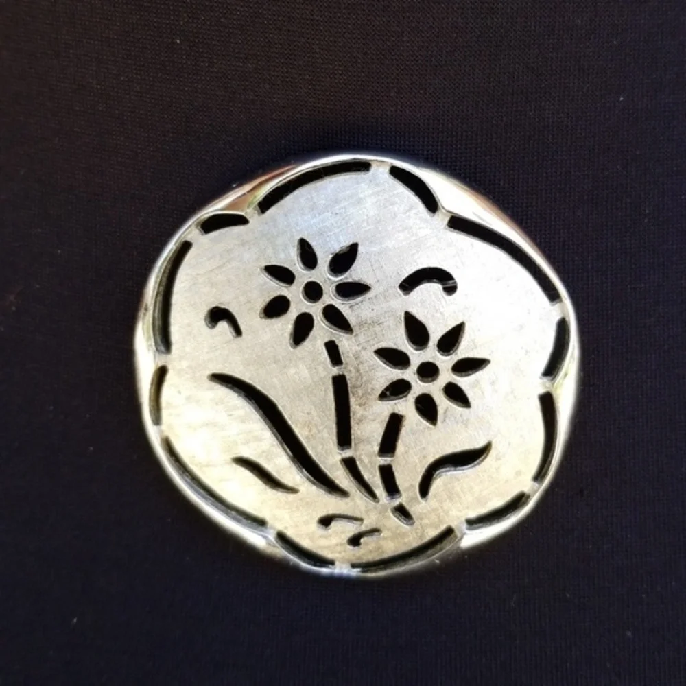 Vintage signed pendant/ brooch earrings‎ set